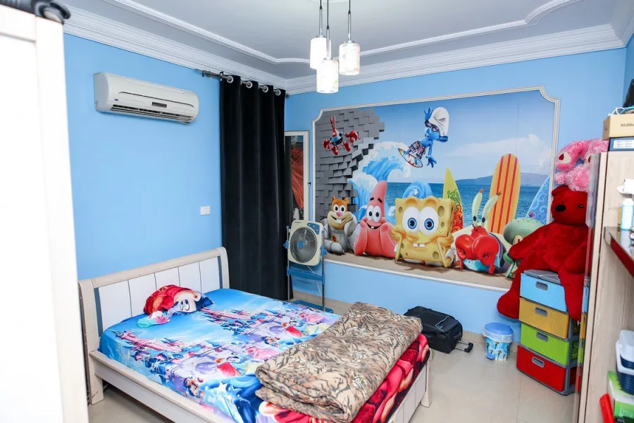 شقة للبيع 180م لوران (ش الأقبال الرئيسي)