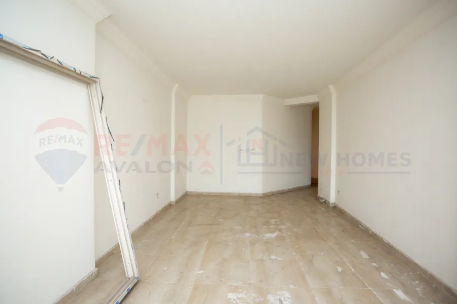 Apartment for sale 230 m Louran (Ibrahim Nasr St.)