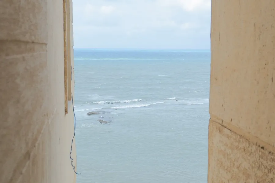 شقة للبيع 230م العصافرة (2 نمرة من البحر)