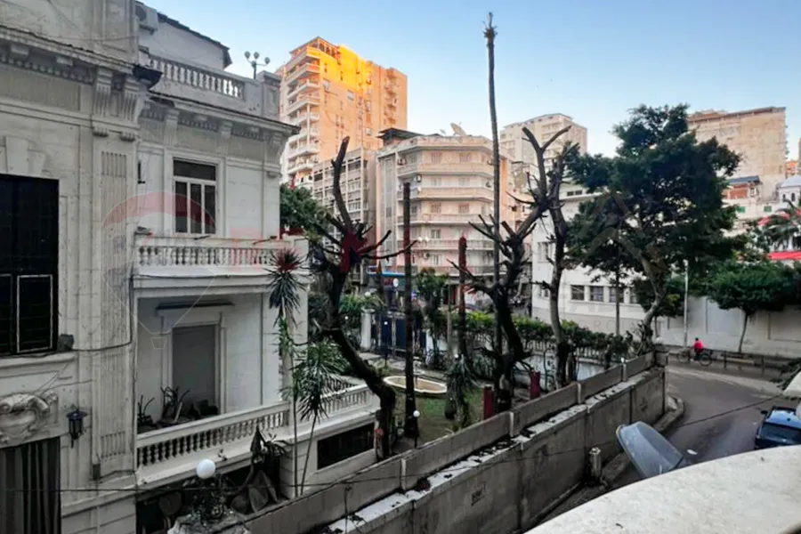 Apartment for sale 225 m in Janaklis (second number from Abu Qir St.)