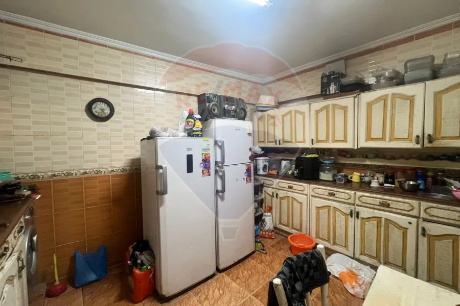 Apartment for sale 150 m Moharam Bek (El Rassafa St)