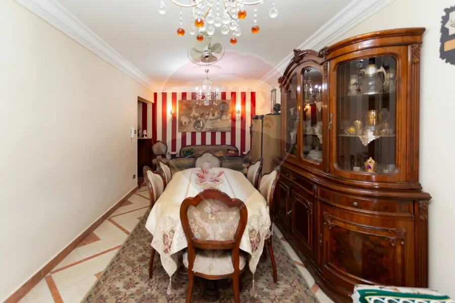 شقة للبيع 133 م السيوف (شارع الشهر العقاري)