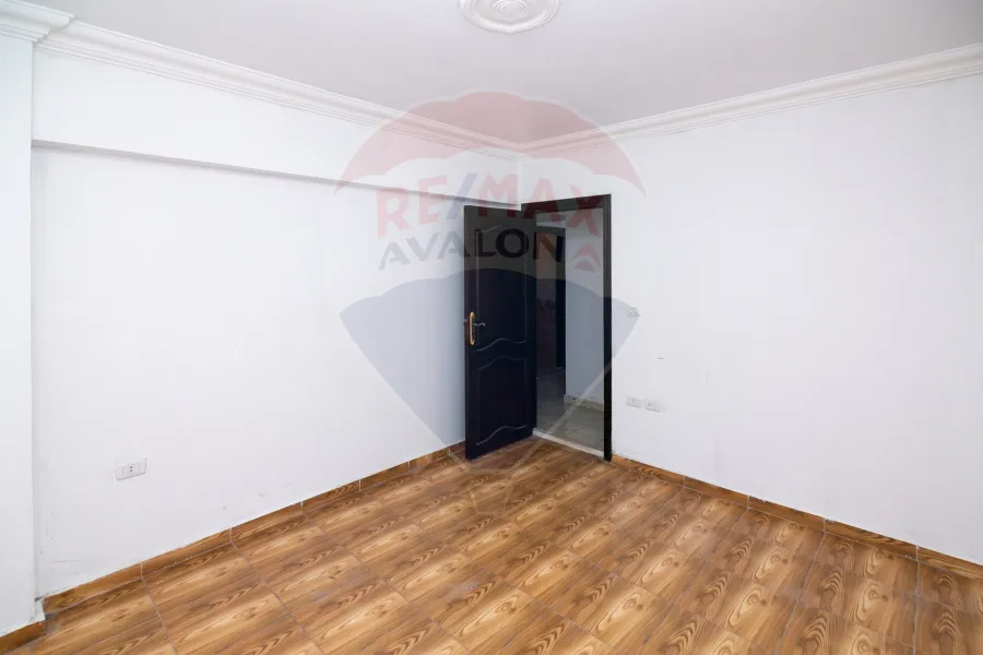 Apartment for sale 150 m Louran (The second number of Abu Qir St.)