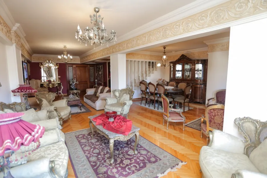Duplex Apartment For Sale 215m Kafr abdou (Sekena Bent El-Hussen St.)