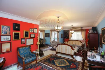 شقة للبيع 240 م ستانلي (ش أحمد صبري)