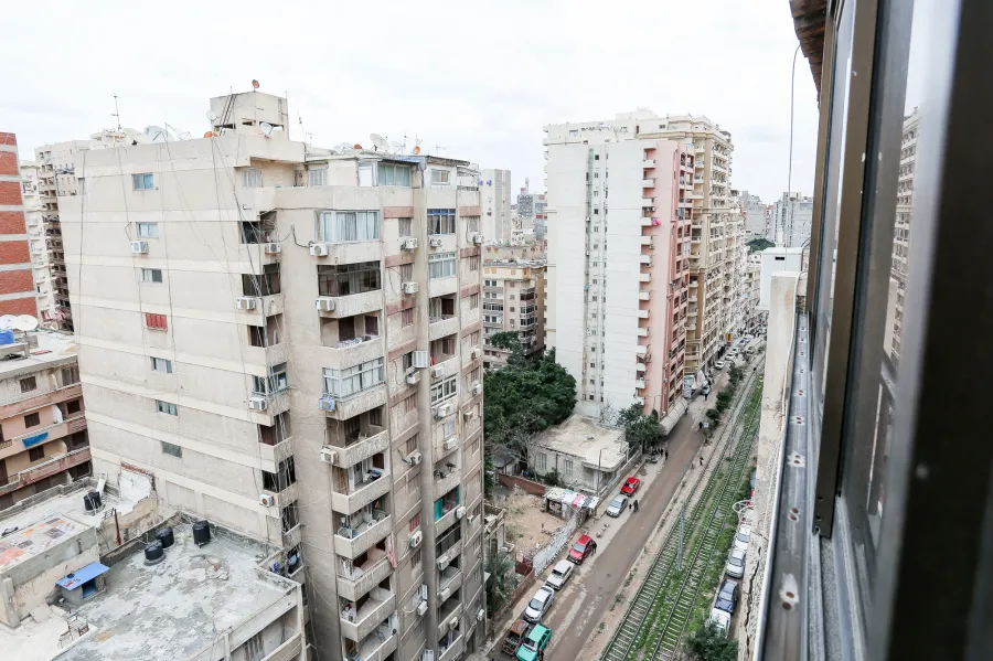 شقة للبيع 320 م جناكليس (علي الترام مباشرة)