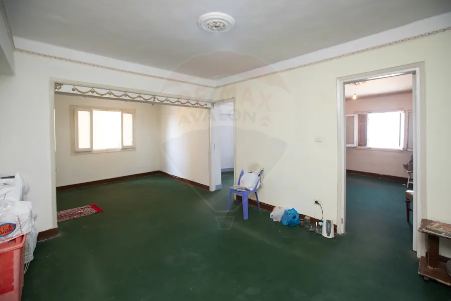 Apartment for sale 130 m Bahri (Directly on sea)