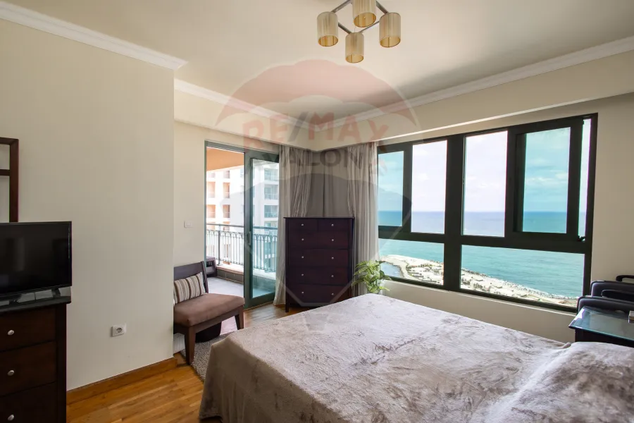 Furnished apartment for rent 131 m San Stefano (Four Seasons