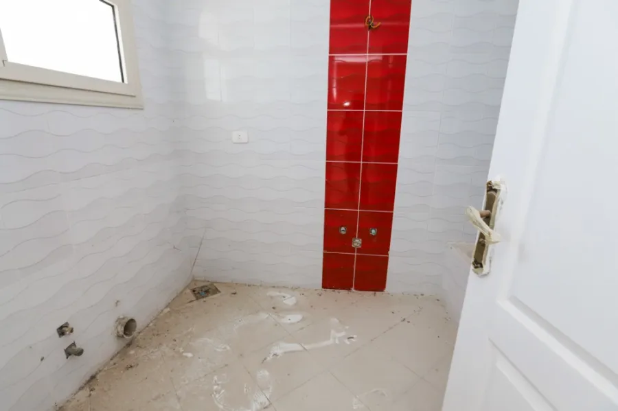 Villa for sale 726m King Marriot Alex west Compound