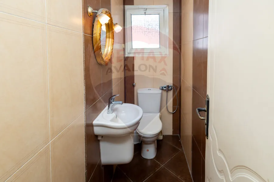 Apartment for sale 216 m Louran (The building on the first row of the sea)