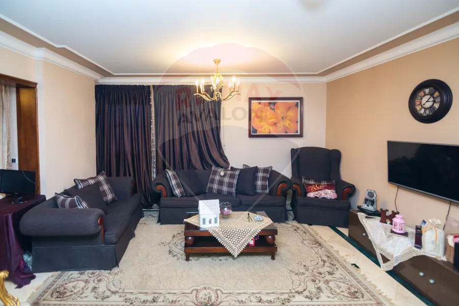 Apartment for sale 155 m Louran (building first row on the sea)