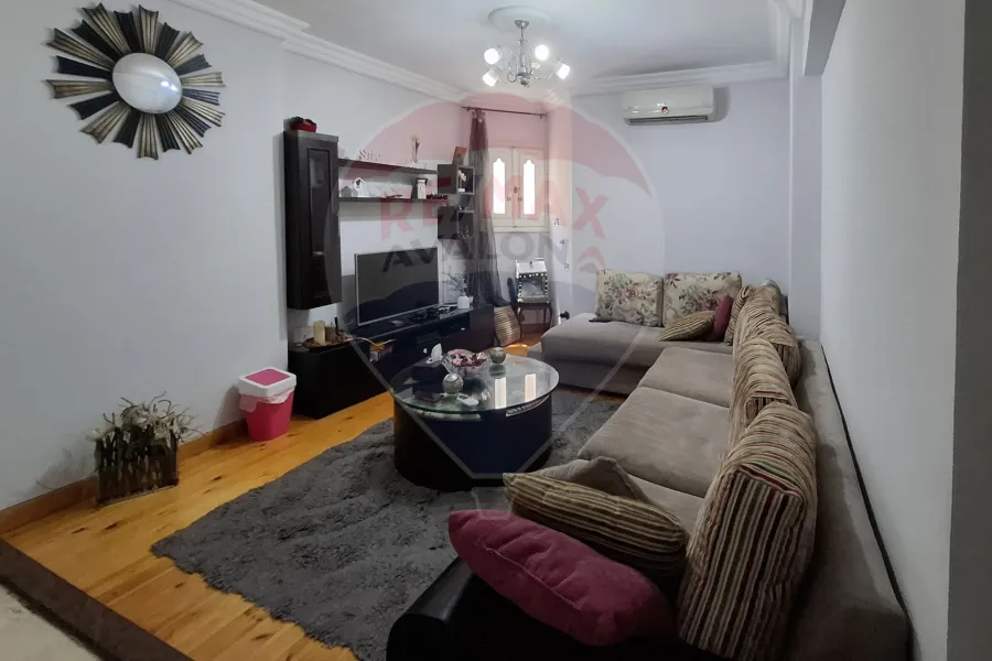 شقة للبيع 134 م بولكلي (بجوار فتح الله ستانلي)