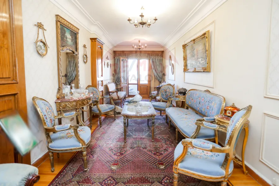 شقه للبيع 265 م سموحة ( خطوات من نادي سموحة )