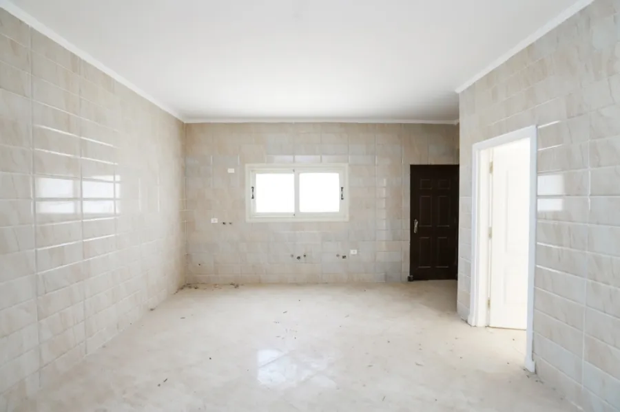 Villa for sale 726m King Marriot Alex west Compound