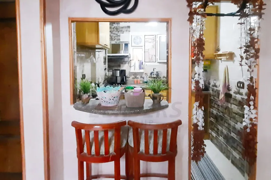 شقة للبيع 100 م سموحه (ش النصر)