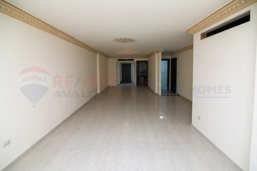 شقة للبيع 193 م لوران (برج انتركونتيننتال فورت)