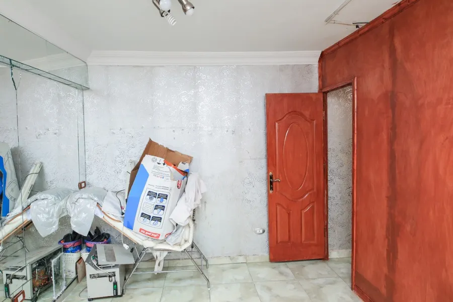 ميزان تجارى للبيع 90م -العصافرة بحري-