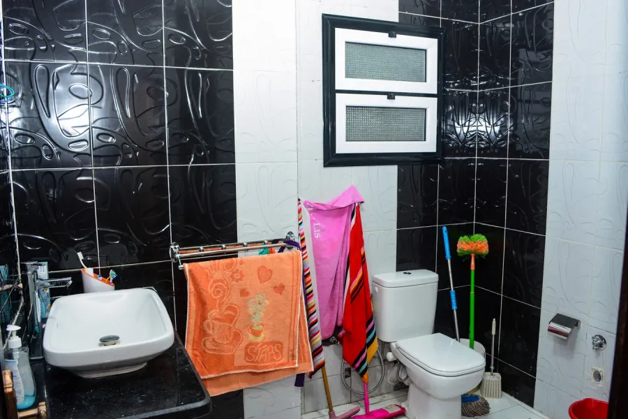 شقة للبيع 125م العجمي (ش البيطاش الرئيسى)