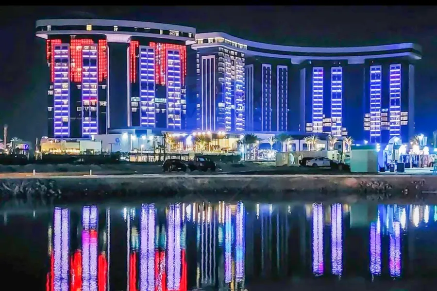 شقة للبيع 182 م العلمين  الجديدة (ابراج سيتى ايدج )