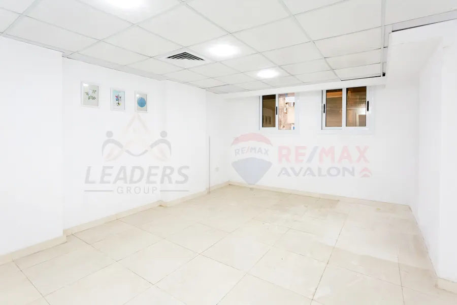 مقر اداري للإيجار 500 م وينجت (بجوار كارفور)