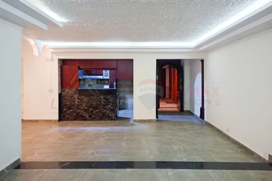 Apartment for sale 180 m Kafr Abdo (off Abu Qir St.)