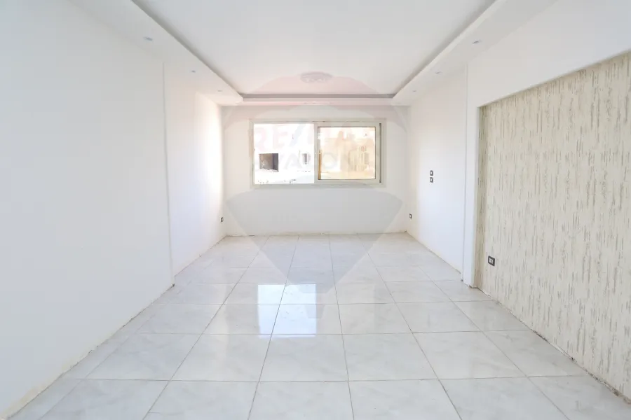 Apartment For Sale 115 m + Private Roof Louran (EleqbalSt.)