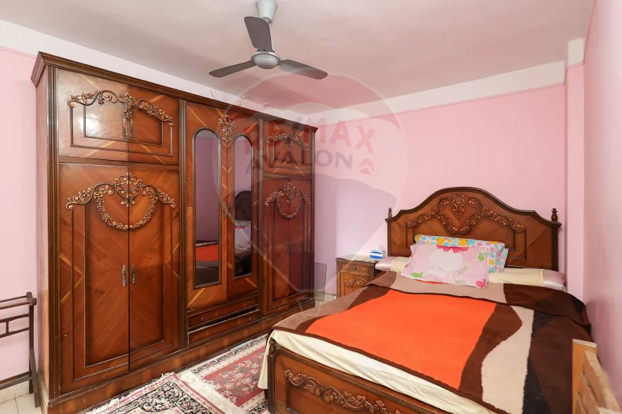 شقة للبيع  130 م ميامي (خلف جاد)