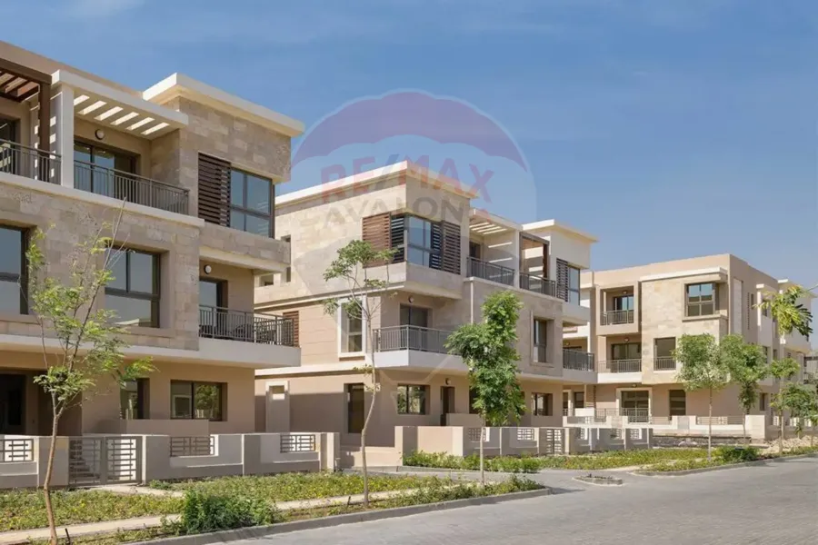 شقة للبيع (تاج سيتي - القاهره الجديده) 166 م