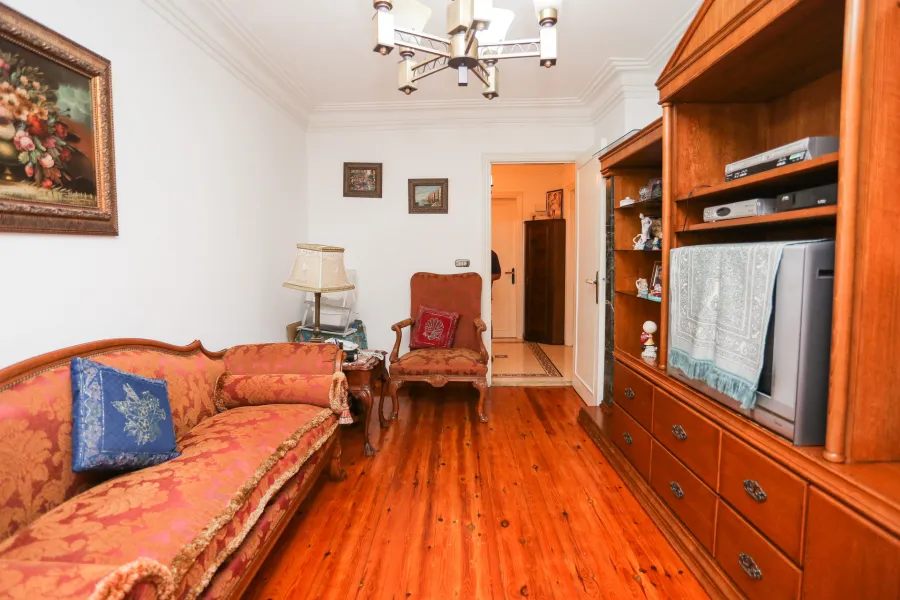 Apartment for sale 225 m Sidi gaber (Directly on the tram)