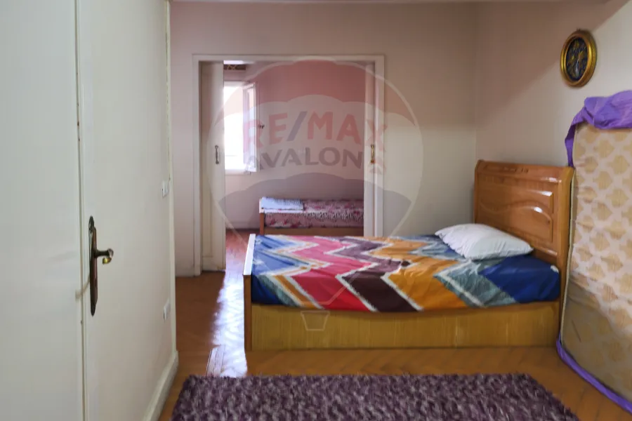 Apartment for sale 114 m net Smouha (directly in front of Zahran Mall)