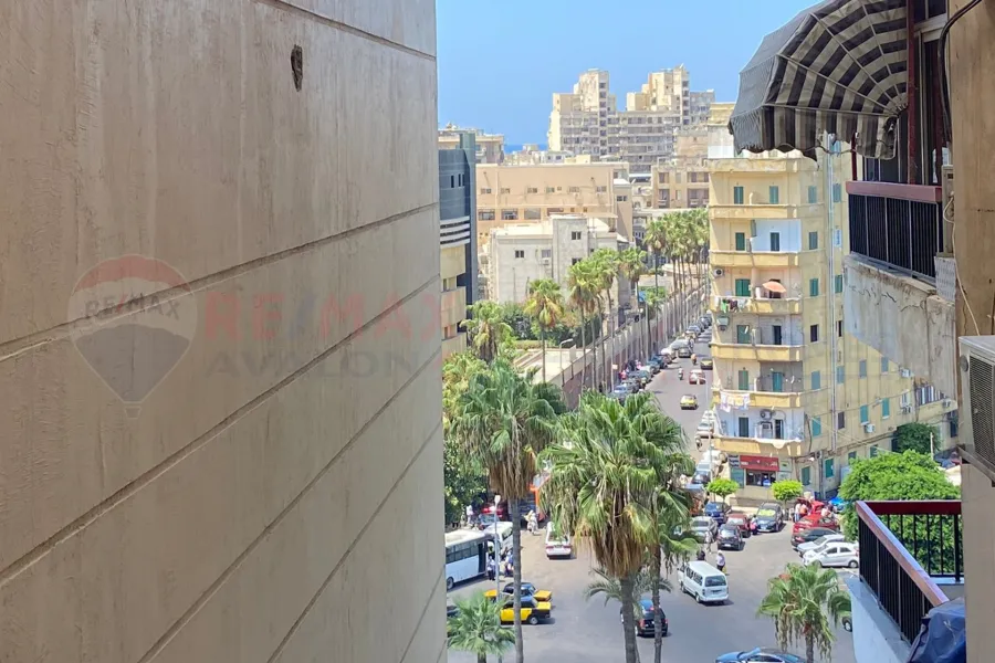 شقة للإيجار المفروش 180 م الحي اللاتيني (ش السلطان حسين - امام ميدان الخرطوم)