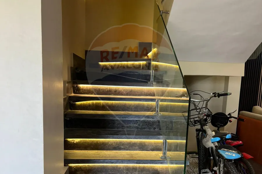 توين هاوس للبيع (سيسليا لاجونز - سيدي حنيش) 250 م