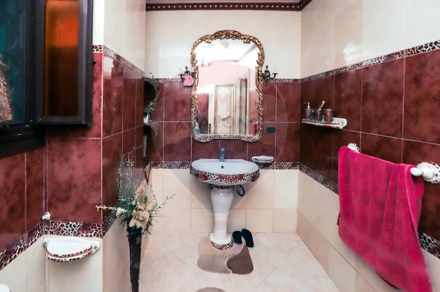 Apartment For Sale 475 m Camp Ceasar ( Directly On The Sea )