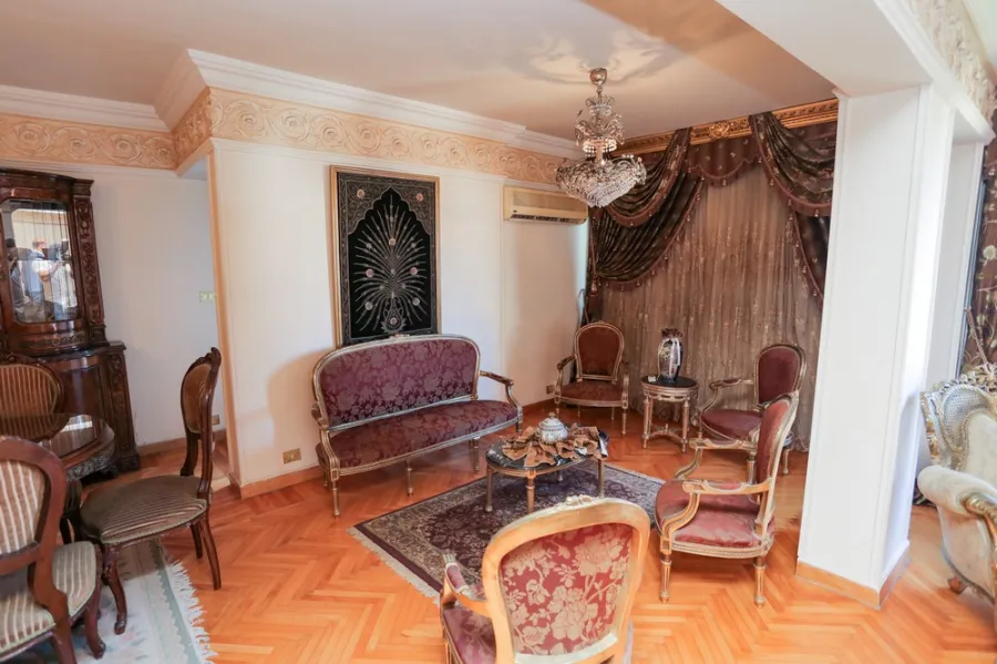 Duplex Apartment For Sale 215m Kafr abdou (Sekena Bent El-Hussen St.)