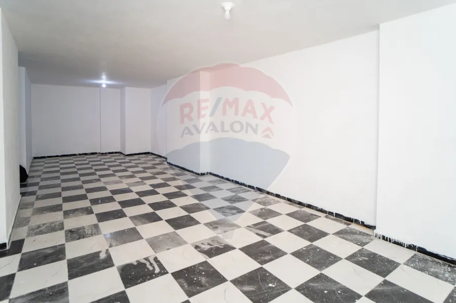 Administrative apartment for sale 220 m Sporting (steps from Abu Qir St.)