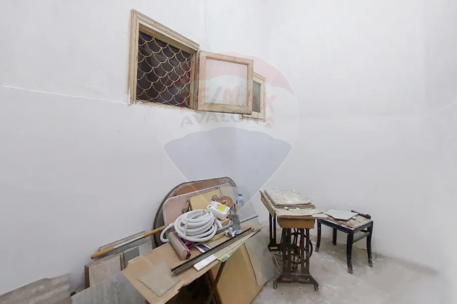 مكتب للإيجار 60 م وابور المياه (خطوات من بنك CIB)