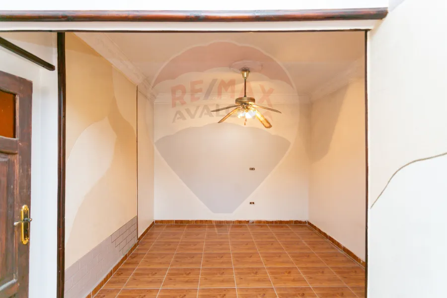 شقة للبيع 120م ميامي (ش جمال عبد الناصر)