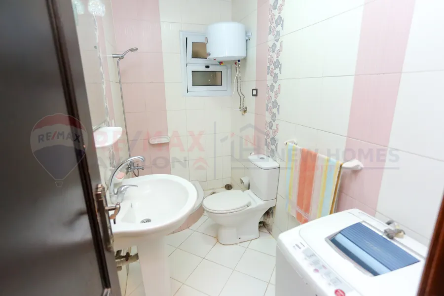 Apartment for sale 250 m Sporting (Port Said main st.)