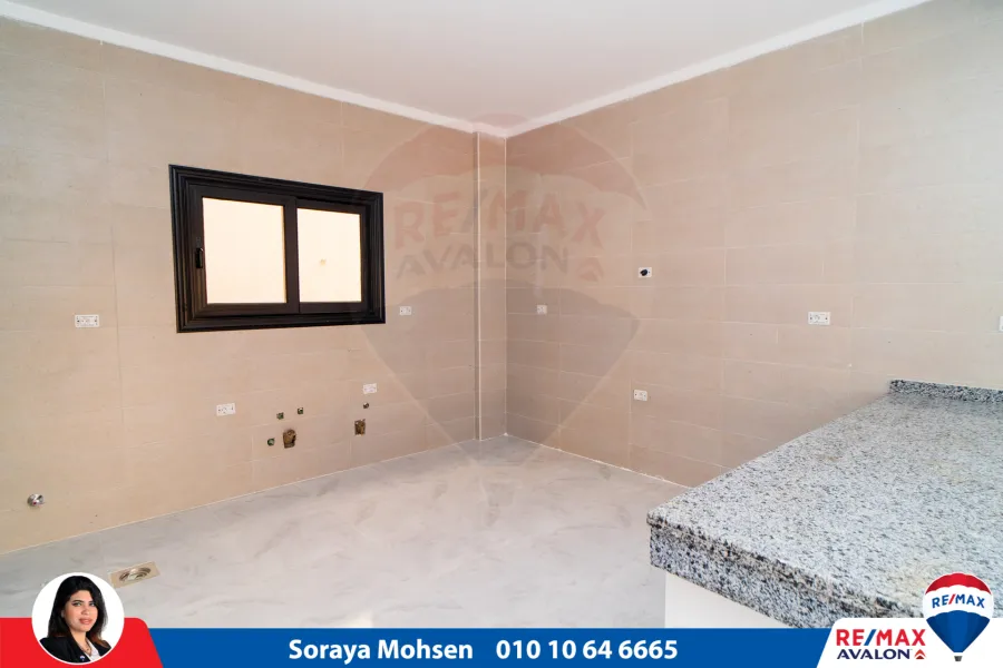 فيلا للبيع 300 م كينج مريوط (كومباوند الواحة الخضراء)