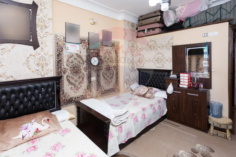 Apartment for sale 140 m Al-Assafra (Directly on the sea)