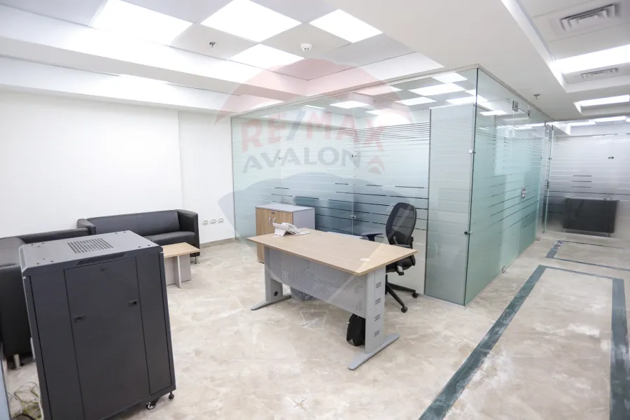 Administrative unit for sale 172 m Smouha (Army Towers)