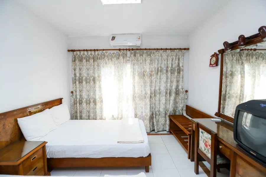 Villa 590m for Sale North Coast (Mina 3 Village) kilo 75