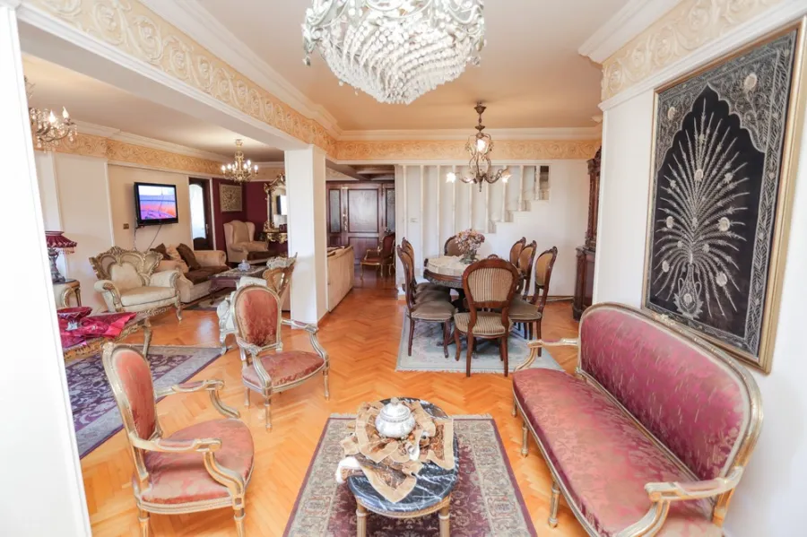 Duplex Apartment For Sale 215m Kafr abdou (Sekena Bent El-Hussen St.)