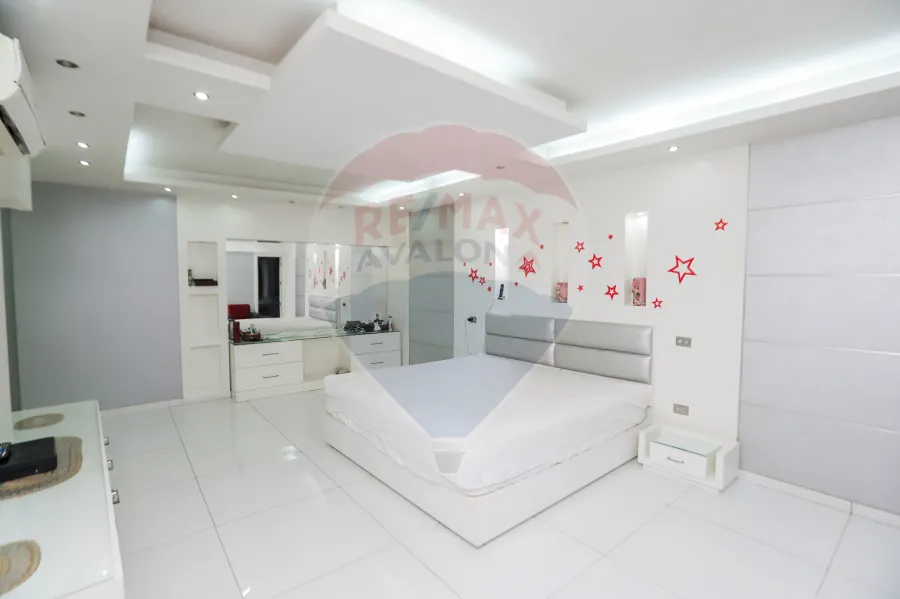 شقه للبيع 400 م سابا باشا ( علي البحر مباشرة )