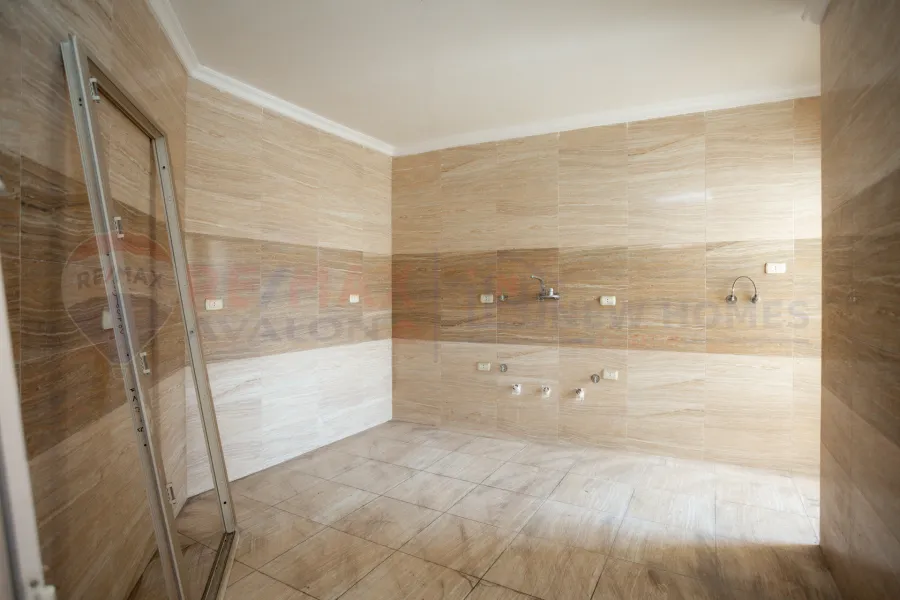 Apartment for sale 230 m Louran (Ibrahim Nasr St.)