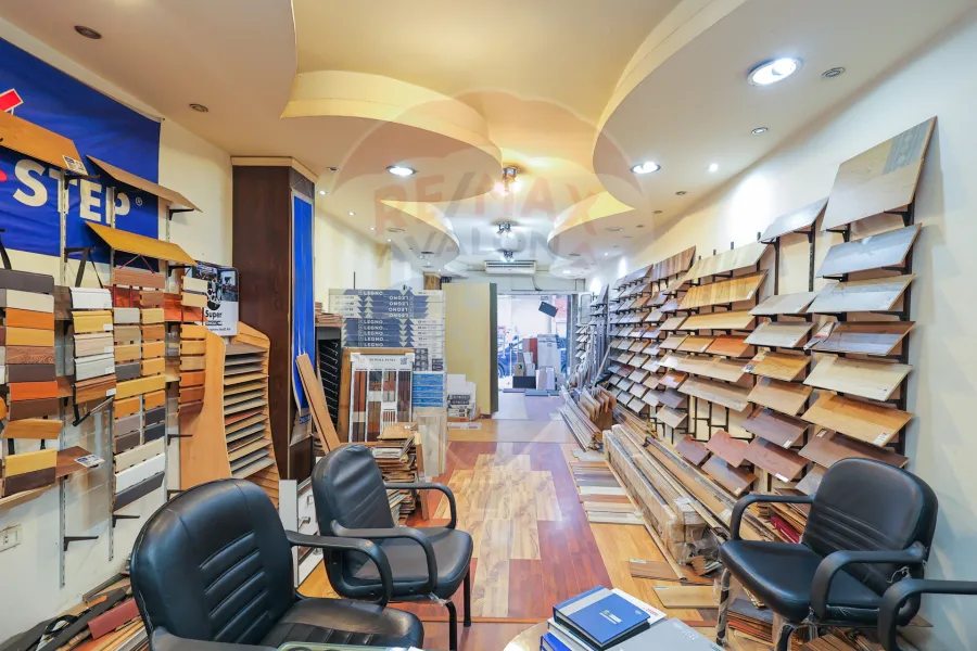 محل للبيع 68 م سموحه ( ش 14 مايو) -