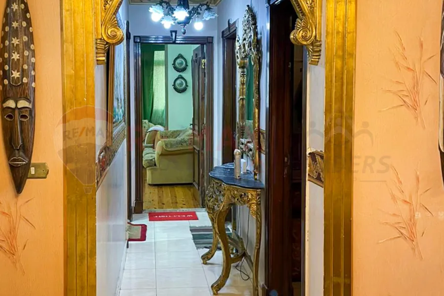 شقة للبيع 176 م ستانلي (ش عبد الحميد العبادي) - فيو مفتوح