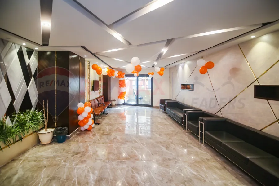 Administrative apartment for sale 185 m Smouha (Fawzy Moaz St. - Brand Building)