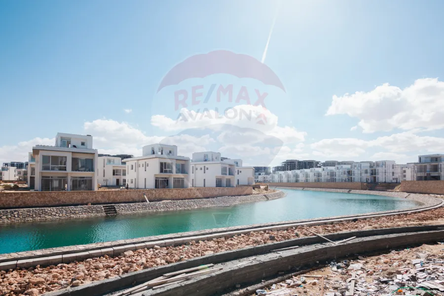 Villa for sale in El Alamein (Mazarine Island)