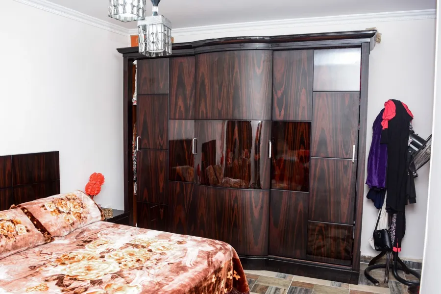 شقة للبيع 125م العجمي (ش البيطاش الرئيسى)